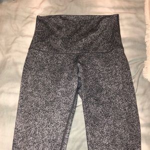 Wunder under gray / white LULULEMON full length